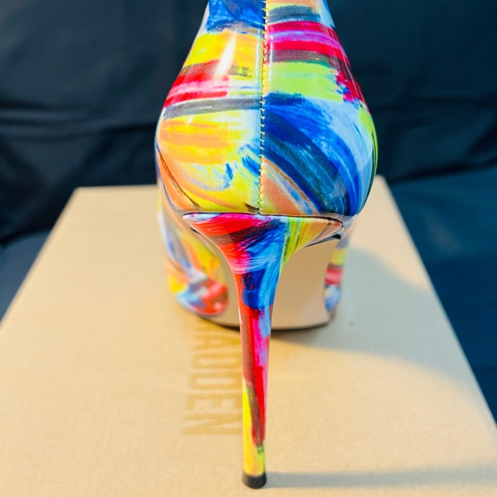 Steve Madden Vala Yellow Multicolored Heels - Picture 4 of 12
